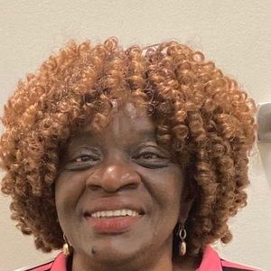 Meet your Posher, Dolores